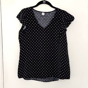 Old Navy Polka dot V neck blouse